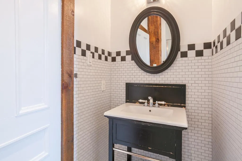 Lmvr-Spacious Apartments On Saint Laurent With Free Parking Montréal